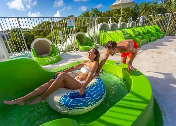 Sandos Caracol Eco Hotel